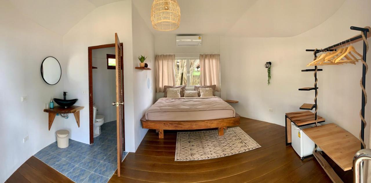 Ocean Vibes Hotel Thong Sala Luaran gambar