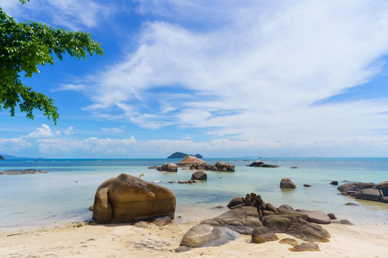 Ocean Vibes Hotel Thong Sala Luaran gambar